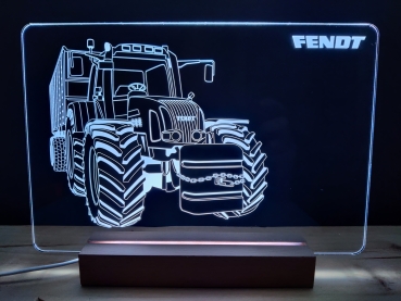 Fendt Vario 920 mit Silo Anhänger